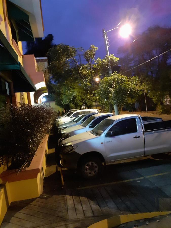 Hotel Brandts Los Robles De San Juan Manágua Exterior foto