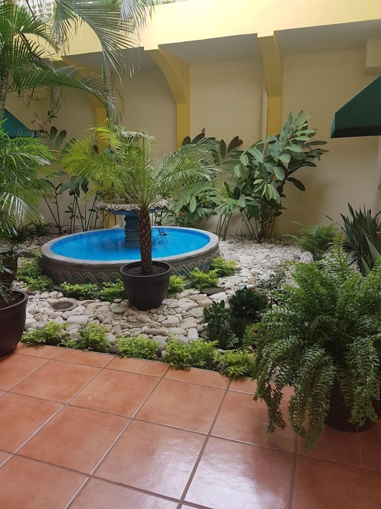 Hotel Brandts Los Robles De San Juan Manágua Exterior foto