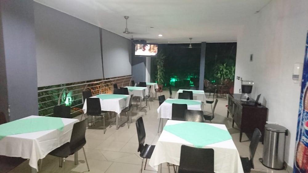 Hotel Brandts Los Robles De San Juan Manágua Exterior foto